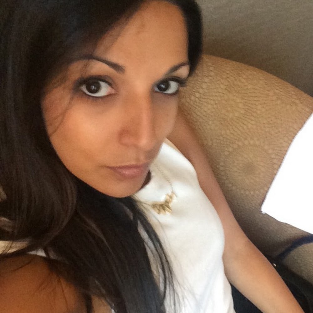 Meet your Posher, Yasmin